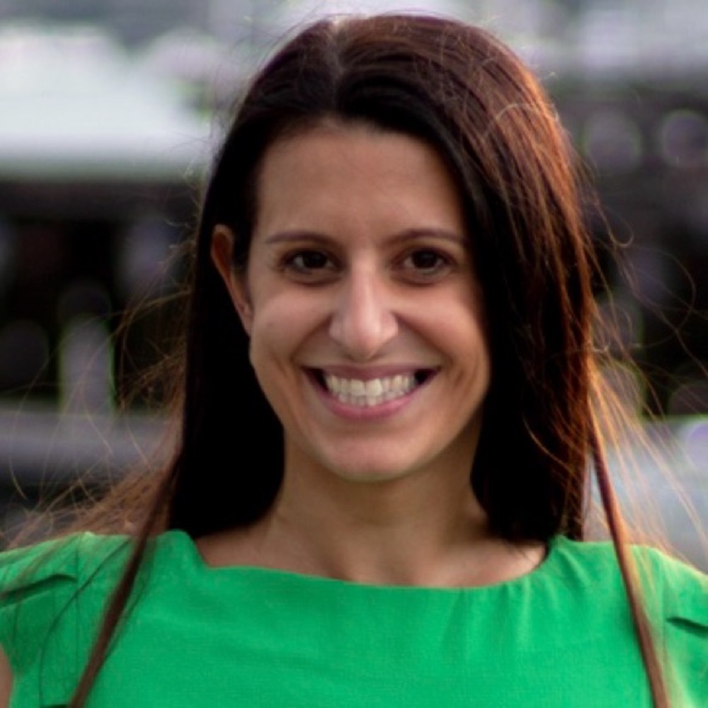 Meet your Posher, Laura